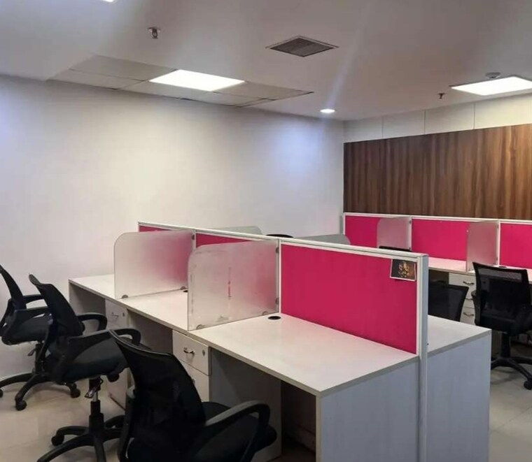 Team Area, lalbagh Commercial Office Space 600 Sq.Ft. In Lalbagh Lucknow 9471178