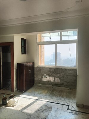 Room in 3 BHK Apartment at Rishabh Cloud 9, Sector 1 Vaishali – for Sale