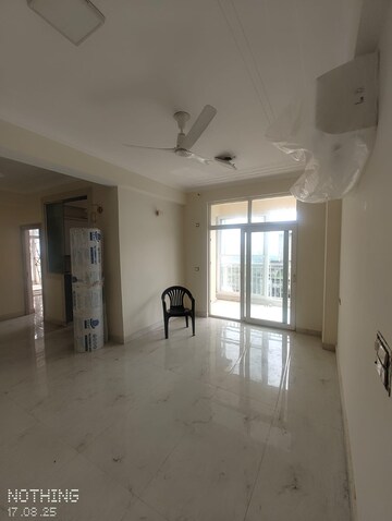Room in 2 BHK Apartment at Supertech Rameshwar Orchids, Dabur Chowk – for Sale