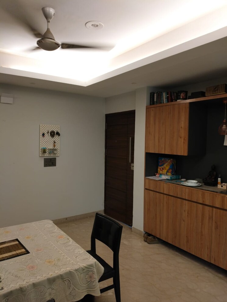Dining area, green-wood-city 3 Bedroom 2200 Sq.Ft. Builder Floor In Sector 45 Gurgaon 9471281