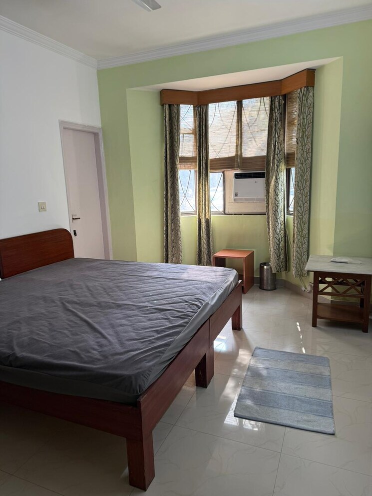 Bedroom, unitech-palms 2 Bedroom 1200 Sq.Ft. Apartment In South City 1 Gurgaon 9471310