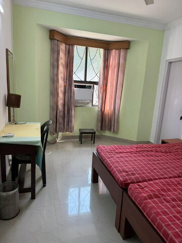 Bedroom in 2 BHK Apartment at Unitech Palms, South City 1 – for Rent