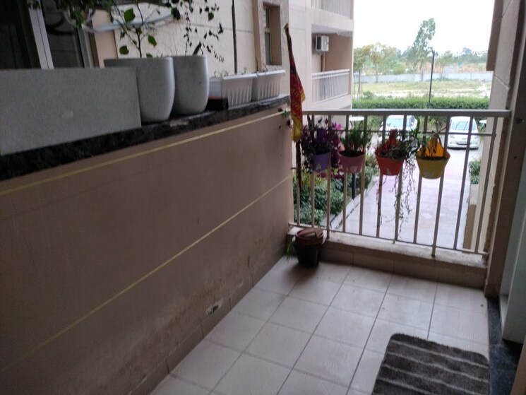 Balcony, sushma-joynest-zrk 3 Bedroom 1800 Sq.Ft. Apartment In Ghazipur Zirakpur 9471357