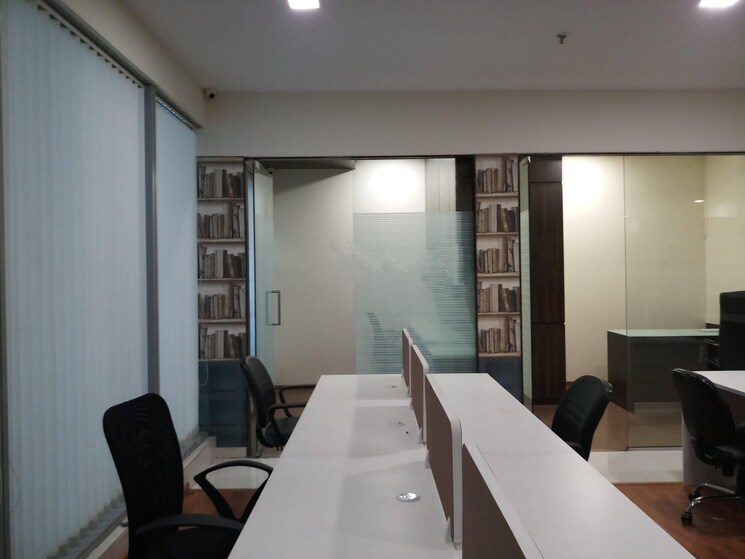 Team Area, rnt marg Commercial Office Space 3777 Sq.Ft. In Rnt Marg Indore 9471373