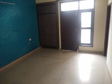 Room in 3 BHK Apartment at Maya Garden City, Lohgarh – for Rent