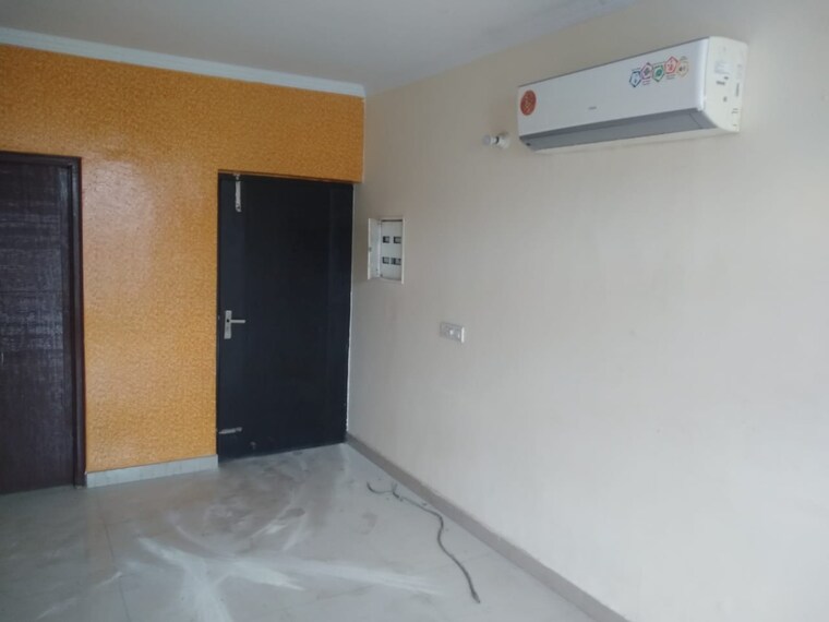 Room, maya-garden-city 3 Bedroom 1800 Sq.Ft. Apartment In Lohgarh Zirakpur 9471580