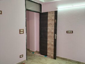 Room in 1 BHK Apartment at Panchsheel Vihar – for Rent