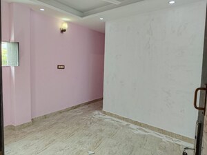 Room in 1 BHK Apartment at Panchsheel Vihar – for Rent