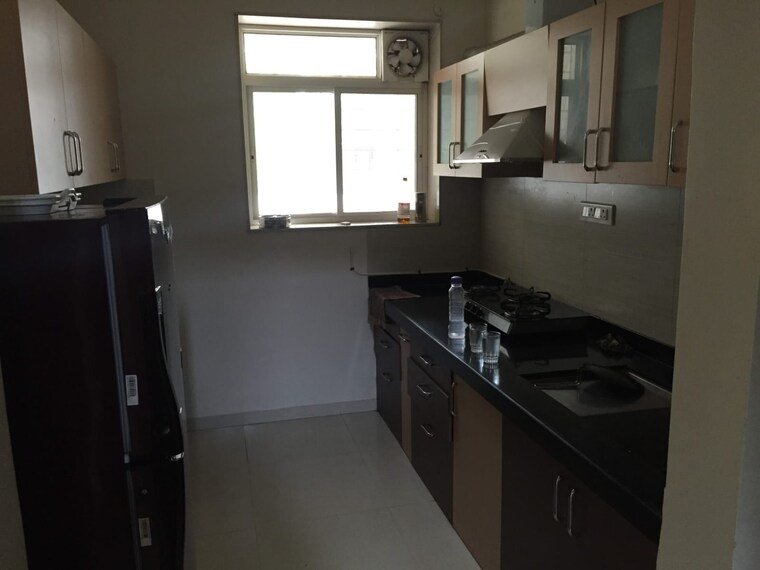 Kitchen, varsha-venkatesh-apartment 5 Bedroom 2750 Sq.Ft. Apartment In Pashan Pune 9471504