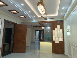 Room in 6+ BHK Independent House at Vaishali Sector 3a – for Sale