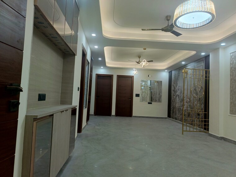 undefined, vaishali sector 6 3 Bedroom 156 Sq.Yd. Builder Floor In Vaishali Sector 6 Ghaziabad 9471721