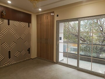 Room in 3 BHK Builder Floor at Vaishali Sector 6 – for Sale