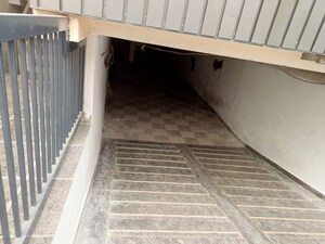  3 BHK Builder Floor at Vaishali Sector 6 – for Sale