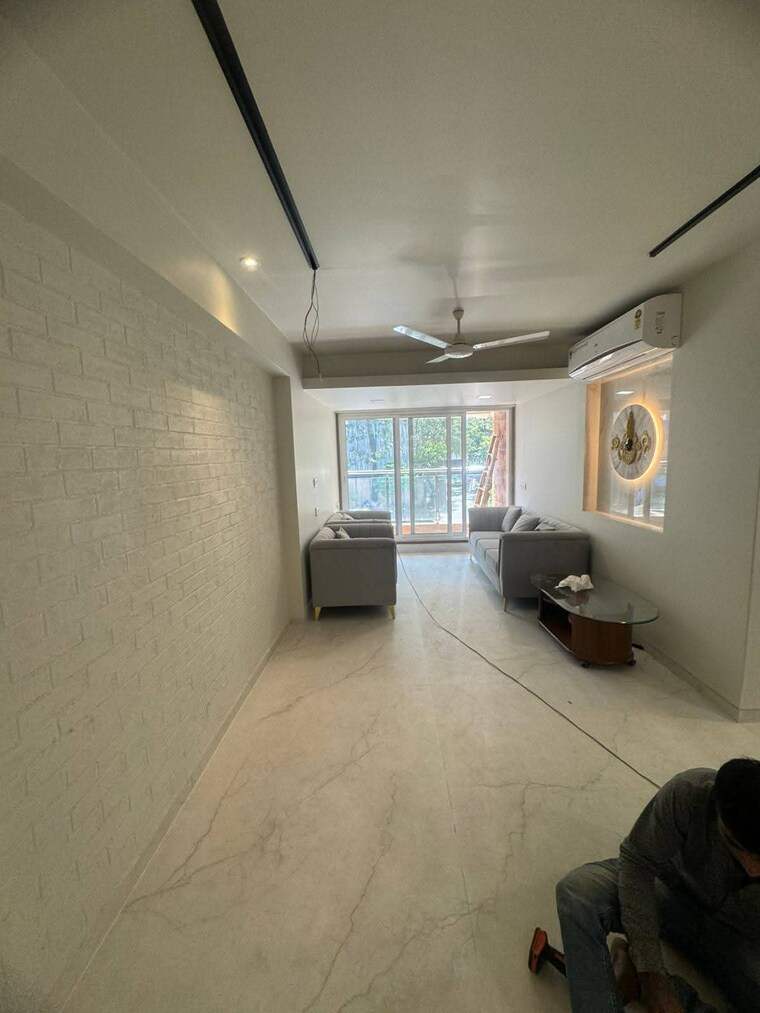 Living Room, mamata-apartments 3 Bedroom 1100 Sq.Ft. Apartment In Prabhadevi Mumbai 9471807