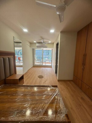 Bedroom in 3 BHK Apartment at Mamata Apartments, Prabhadevi – for Rent