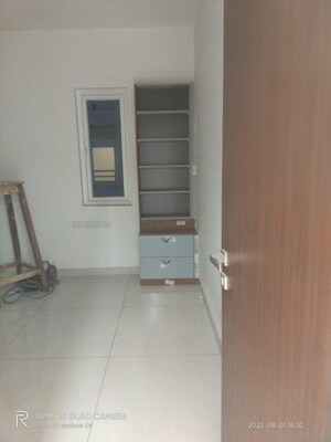 Room in 2 BHK Apartment at Aparna Sarovar Zenith, Nallagandla – for Sale