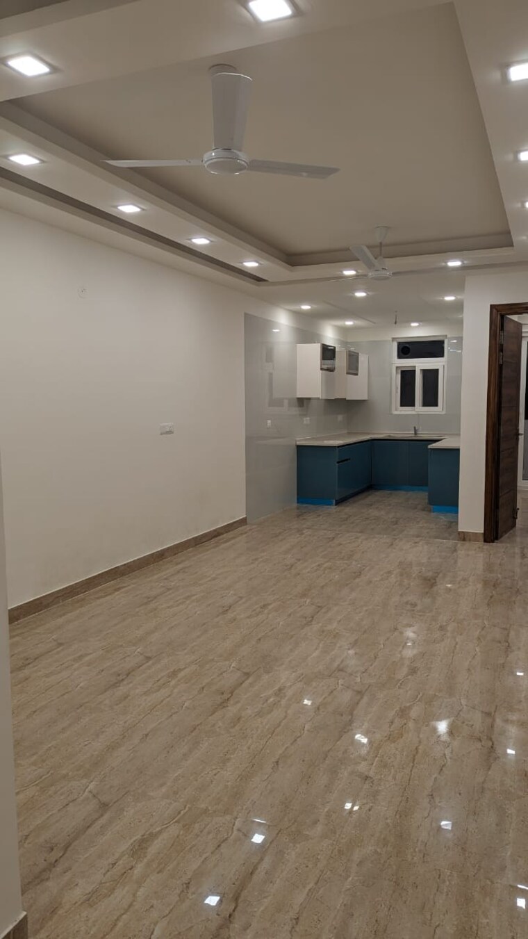 Room, puri-kohinoor 3 Bedroom 173 Sq.Yd. Builder Floor In Sector 89 Faridabad 9471972