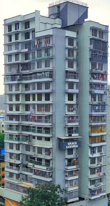 3 BHK Apartment For Rent in New India Grace Luxuria, Malad West