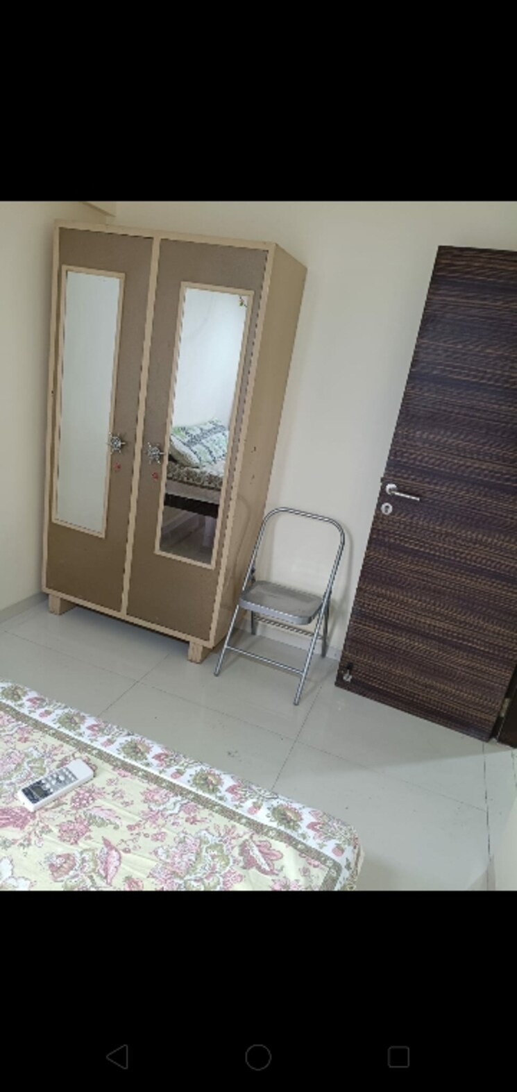 Room, vile parle west 2 Bedroom 650 Sq.Ft. Apartment In Vile Parle West Mumbai 9472069