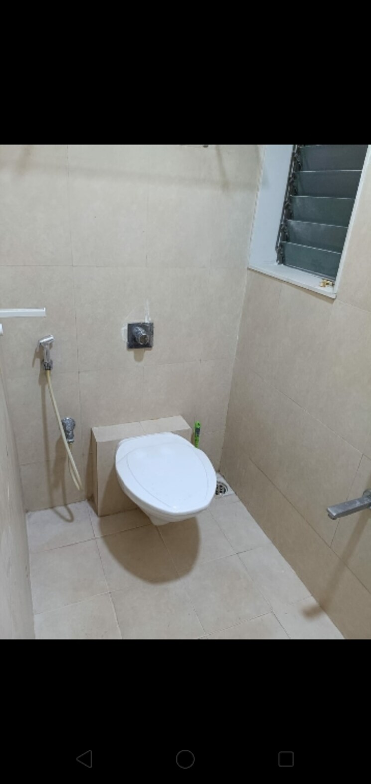 Bathroom, vile parle west 2 Bedroom 650 Sq.Ft. Apartment In Vile Parle West Mumbai 9472069