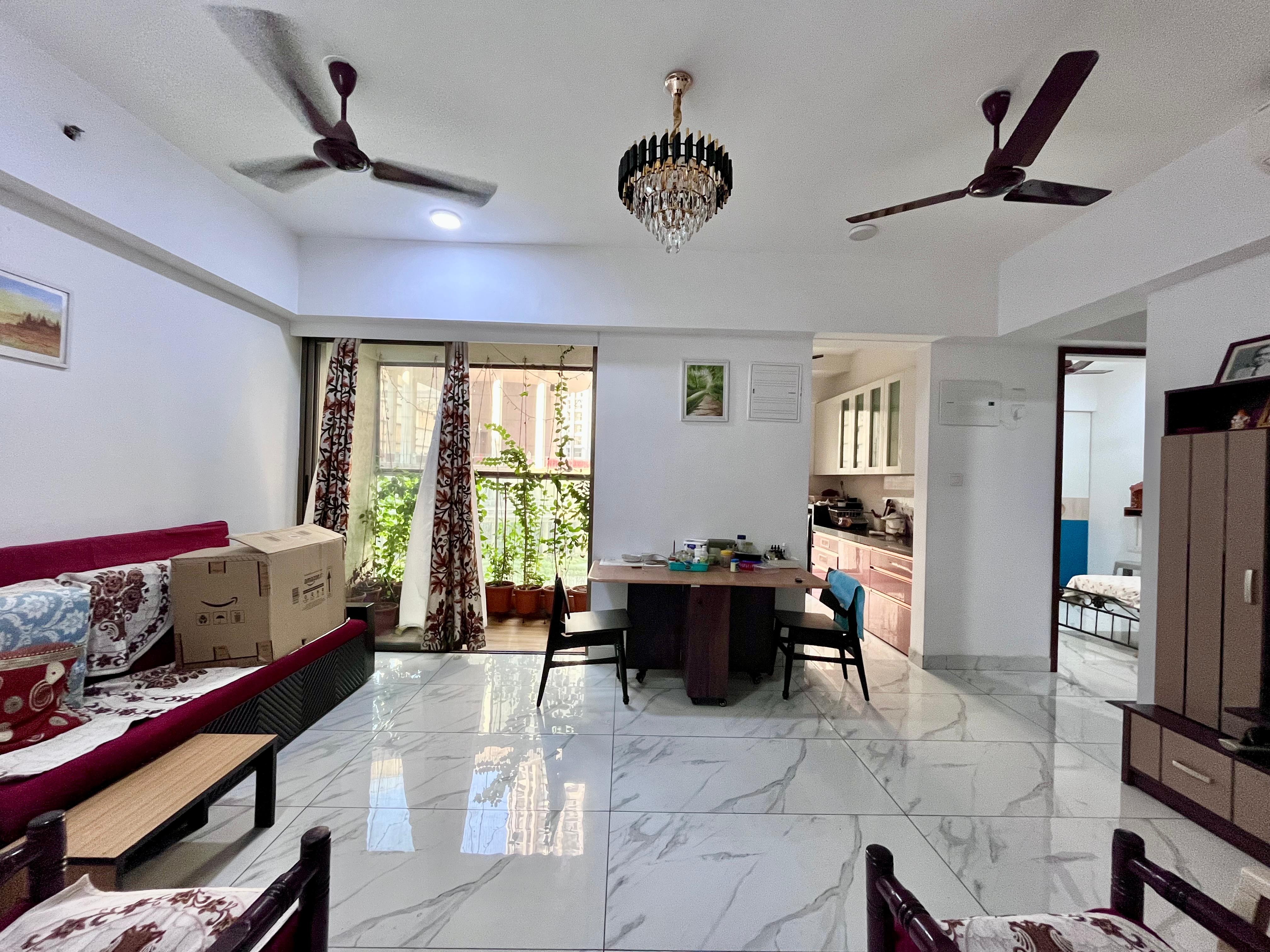 2 BHK Apartment For Rent in Hiranandani Estate