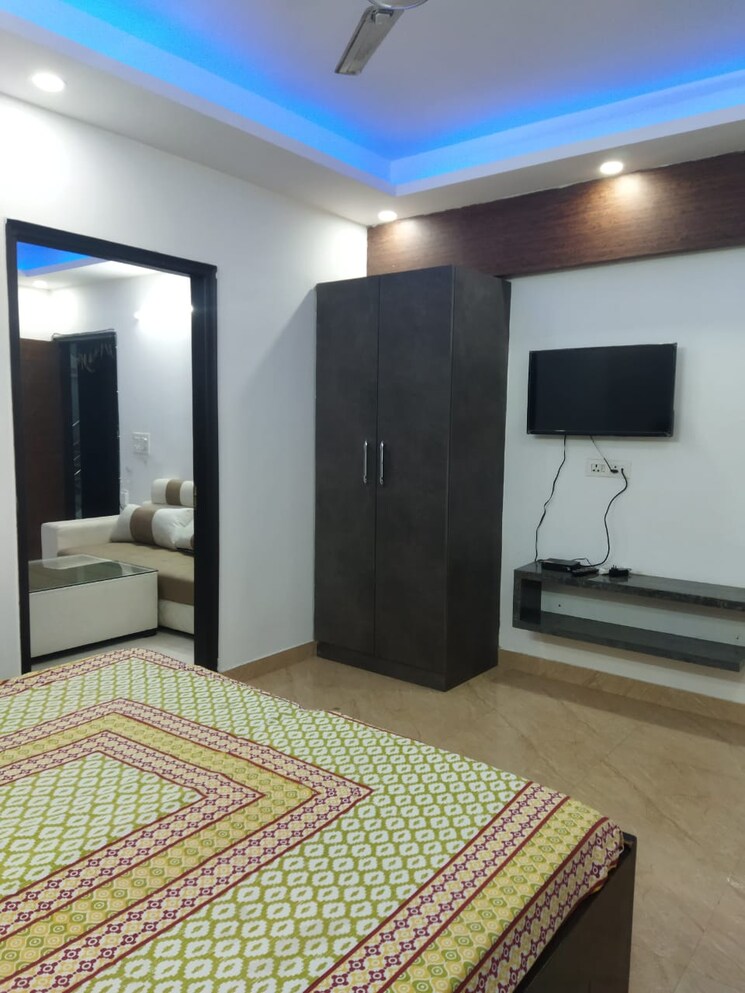Bedroom, ansal-sushant-apartments 1 Bedroom 400 Sq.Ft. Builder Floor In Sushant Lok I Gurgaon 9472138