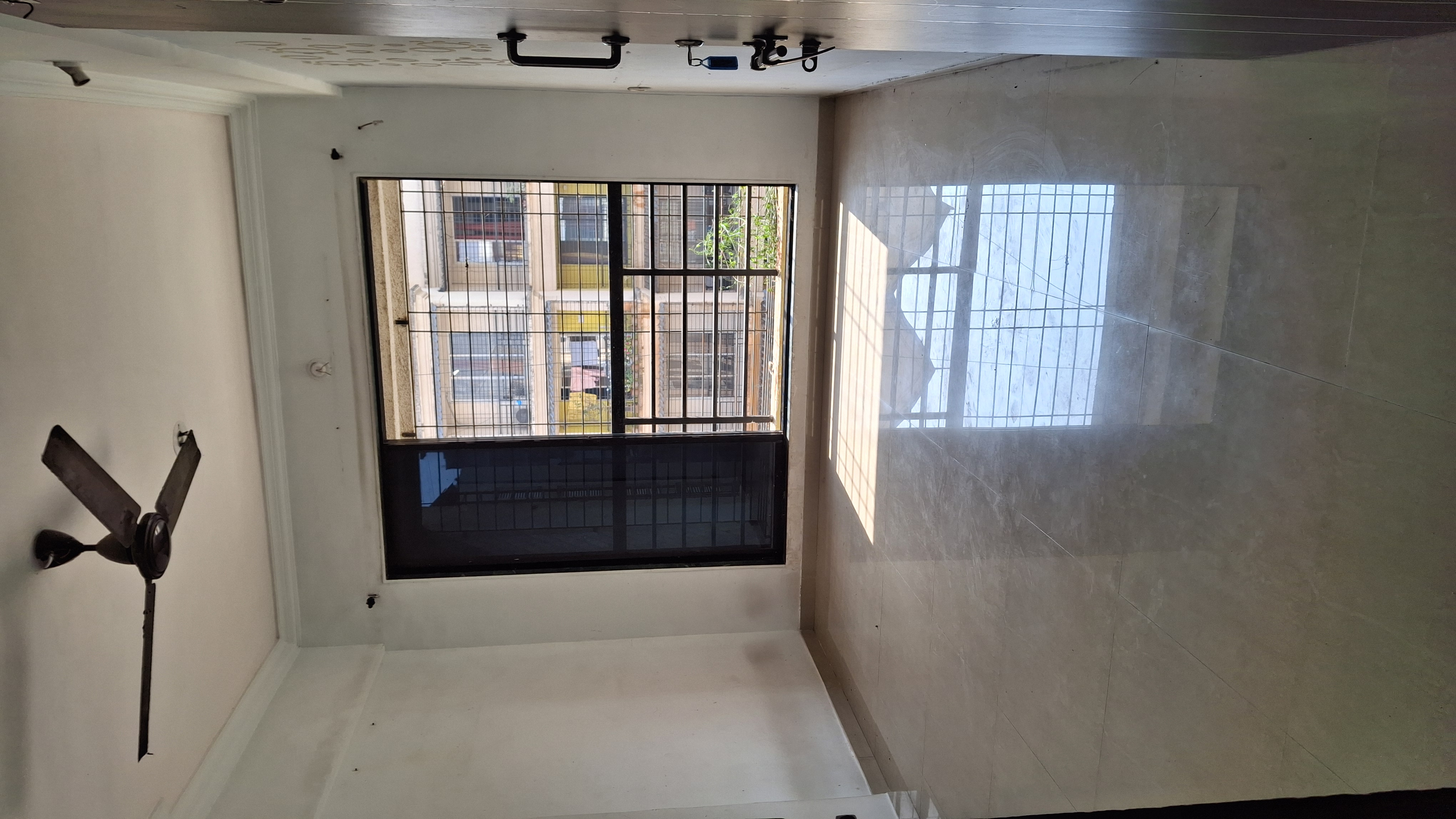 1 BHK + Servant Room 700 Sq.Ft. Apartment in SM Majestic