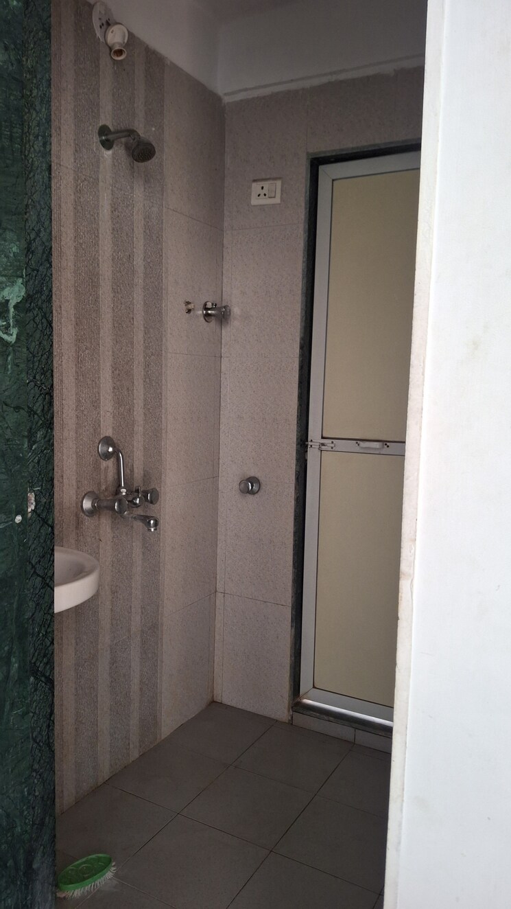 Bathroom, sm-majestic 1 Bedroom 700 Sq.Ft. Apartment In Ulwe Navi Mumbai 9472178