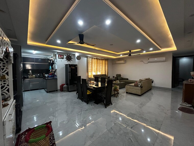 Gym, saket 3.5 Bedroom 1800 Sq.Yd. Builder Floor In Saket Delhi 9472183