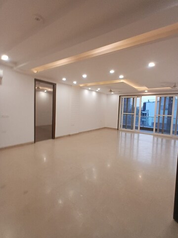 Room in 4 BHK Builder Floor at Huda CGHS, Sector 56 – for Sale