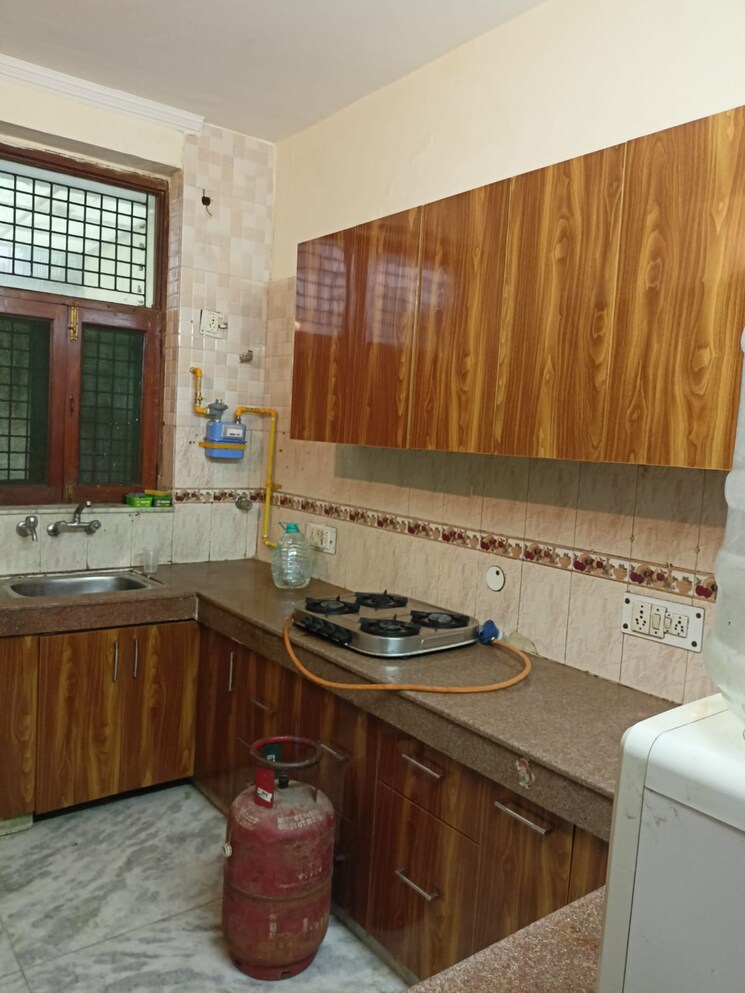 Kitchen, palam-vihar-residents-association 2 Bedroom 1480 Sq.Ft. Builder Floor In Palam Vihar Gurgaon 9472194