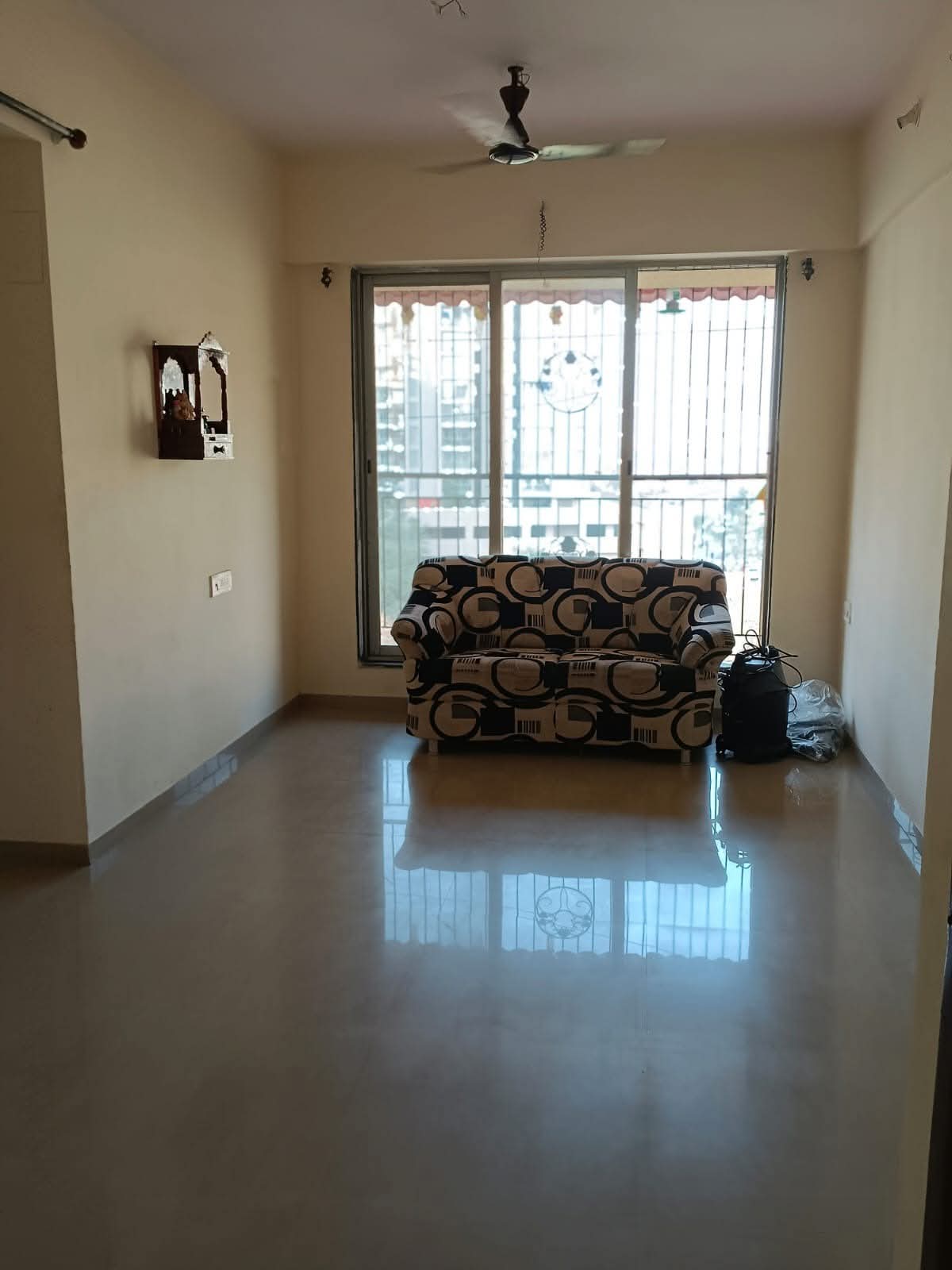 1 BHK + Servant Room Apartment For Rent in Bharat Pearl Oster