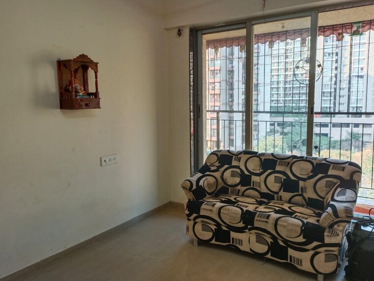 Living Room, bharat-pearl-oster 1 Bedroom 690 Sq.Ft. Apartment In Ulwe Navi Mumbai 9472216