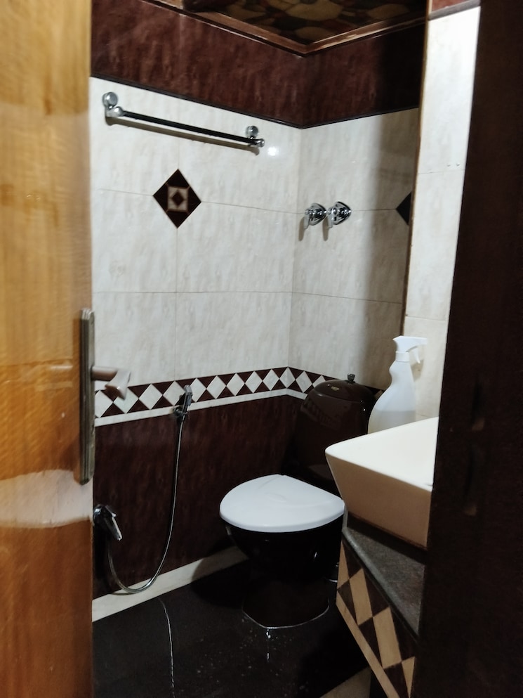 Bathroom, anjali-apartments-santacruz 2 Bedroom 1200 Sq.Ft. Apartment In Santacruz East Mumbai 9472284