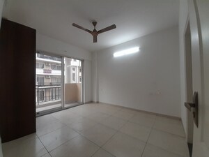 Room in 3 BHK Apartment at Sushma Valencia, International Airport Road – for Rent