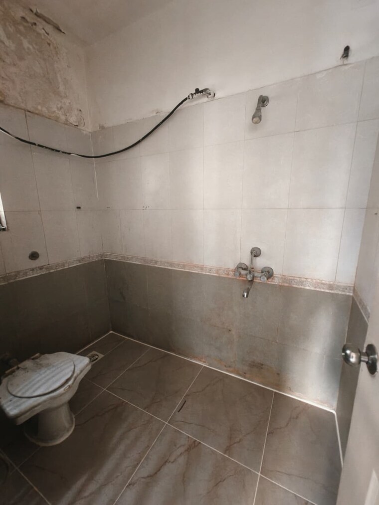 Bathroom, dreams-rhythm 3 Bedroom 1511 Sq.Ft. Apartment In Bavdhan Pune 9472351