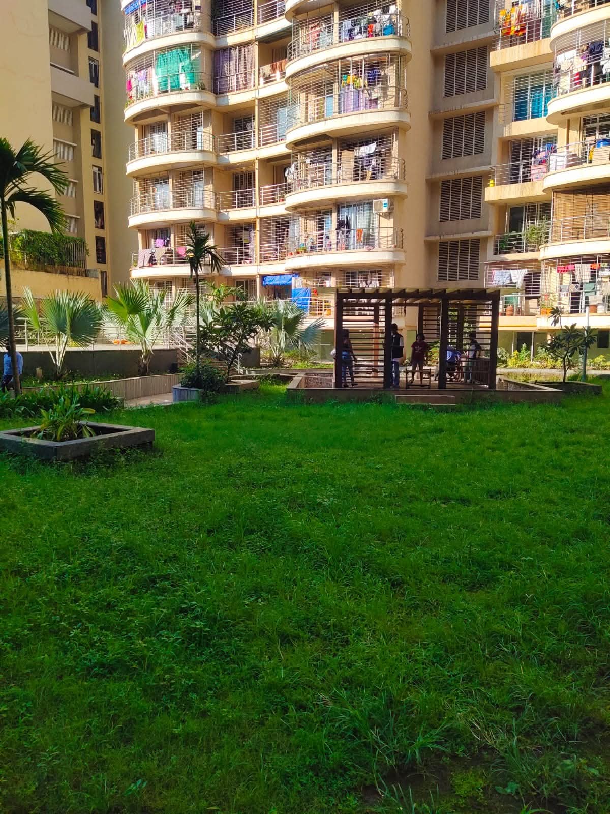 1 BHK + Servant Room Apartment For Rent in Gurukrupa Aramus Complex