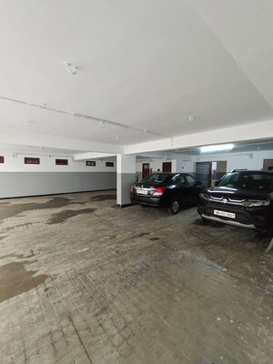 Parking in 3 BHK Apartment at Park Street – for Sale