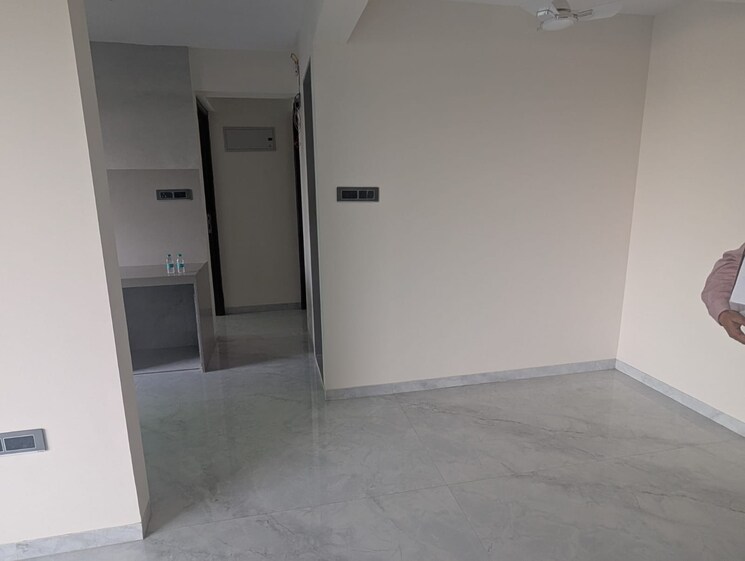 Room, gurukrupa-nirmalam 2 Bedroom 635 Sq.Ft. Apartment In Bandra East Mumbai 9472402