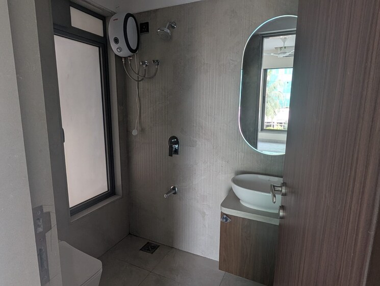 Bathroom, gurukrupa-nirmalam 2 Bedroom 635 Sq.Ft. Apartment In Bandra East Mumbai 9472402