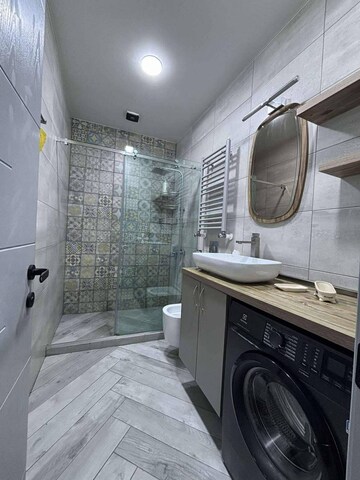 Bathroom in 3 BHK Builder Floor at Vasant Kunj Enclave – for Rent