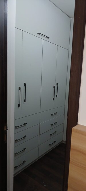 Bathroom in 5 BHK Apartment at Metro Jazz, Baner – for Rent