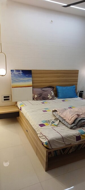 Bedroom in 5 BHK Apartment at Metro Jazz, Baner – for Rent