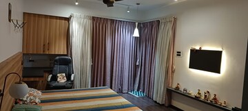 Bedroom in 5 BHK Apartment at Metro Jazz, Baner – for Rent