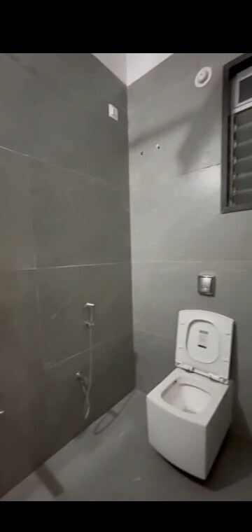 Master Bedroom in 2.5 BHK Apartment at Gami Terra, Sanpada – for Rent