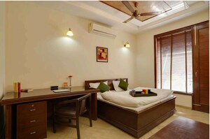 6 BHK Independent House For Rent in Sector 22