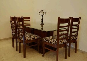 Living Room in 6 BHK Independent House at Sector 22 – for Rent