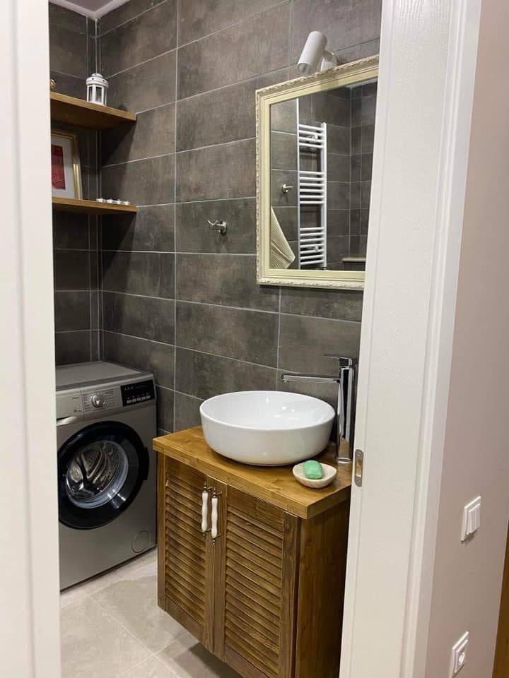 3 BHK + Pooja Room Builder Floor For Rent in Vasant Kunj Enclave