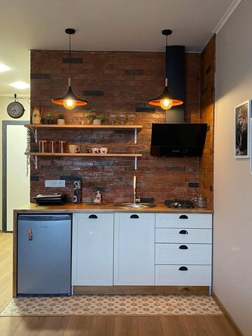 Furnished Amenities in 3 BHK Builder Floor at Vasant Kunj Enclave – for Rent