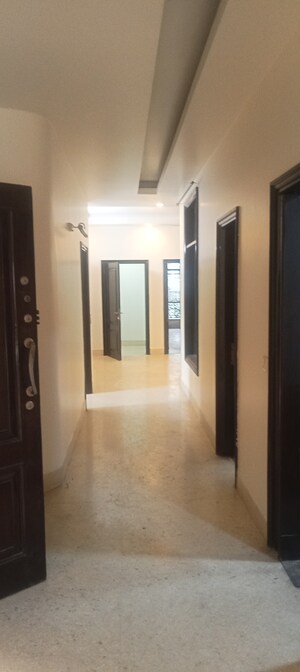 Building Lobby in 4 BHK Builder Floor at Safdarjung Development Area – for Rent